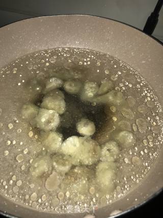 鱼饺茼蒿汤的做法步骤：3
