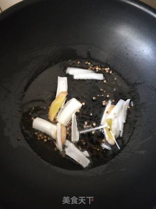 酸辣肚丝汤的做法步骤：3