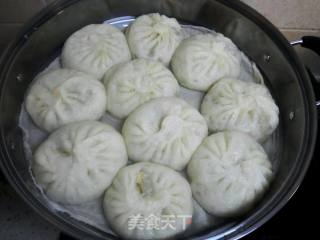 白菜虾皮素包子的做法步骤：13