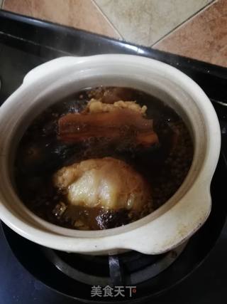 包鱼香菇猪手煲的做法步骤：4