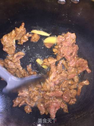 洋葱炒牛肉的做法步骤：3