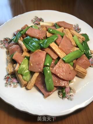 火腿炒腐竹的做法步骤：7