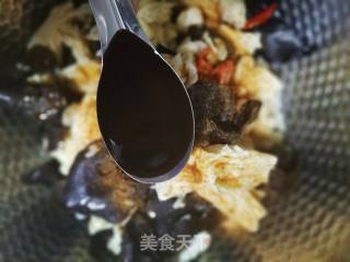 黄瓜拌腐竹木耳的做法步骤：6