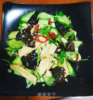 黄瓜拌腐竹木耳的做法步骤：9