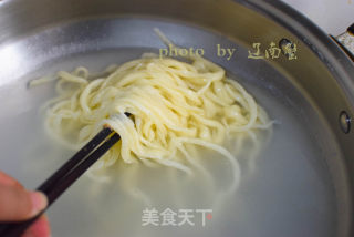超级好吃的手工抻面的做法步骤：16