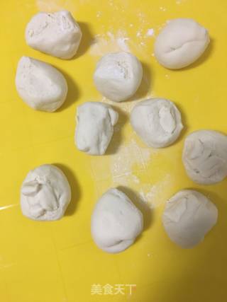 奶香热狗卷的做法步骤：3