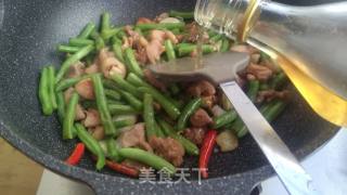 豆角烧鸡肉的做法步骤：9