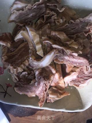 小炒牛肉的做法步骤：2