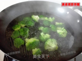 火腿西兰花彩蔬的做法步骤：5