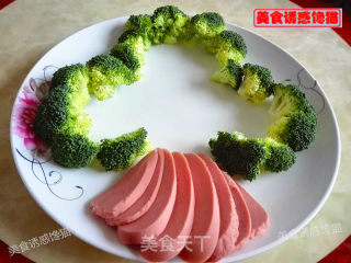 火腿西兰花彩蔬的做法步骤：7