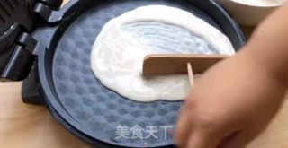 手不沾油不沾面，十分钟做一大盘比鸡蛋灌饼还好吃的早餐饼！的做法步骤：7
