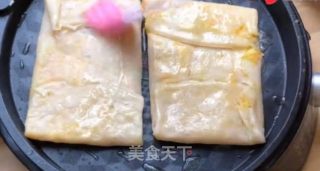 手不沾油不沾面，十分钟做一大盘比鸡蛋灌饼还好吃的早餐饼！的做法步骤：10