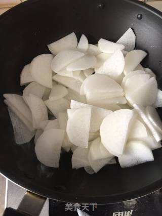 素炒萝卜片的做法步骤：3