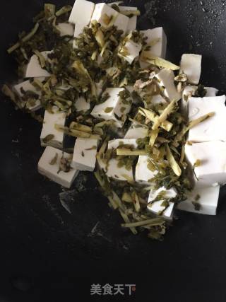 冬笋雪菜烧豆腐的做法步骤：5