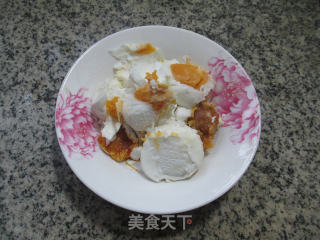 咸鸭蛋腐竹炒莴笋的做法步骤：2