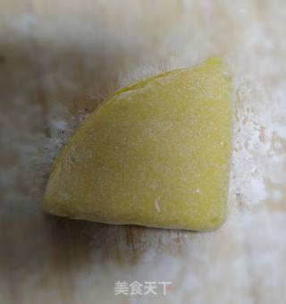 小金鱼馒头的做法步骤：6