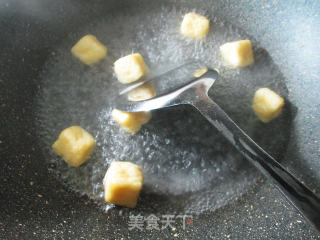 小油豆腐火腿肠煮粉丝的做法步骤：3