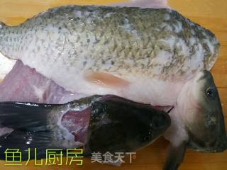 富贵牡丹香酥草鱼片──鱼儿厨房私房菜的做法步骤：1