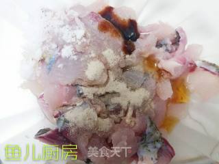 富贵牡丹香酥草鱼片──鱼儿厨房私房菜的做法步骤：6