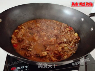 酱香牛腩的做法步骤：3