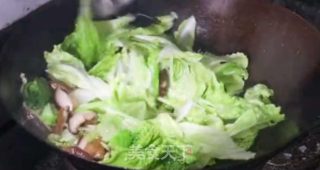 白菜不要在炖豆腐了，这样做白菜，营养均衡又保持蔬菜鲜味！的做法步骤：8