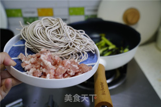 鸟巢汤面的做法步骤：4
