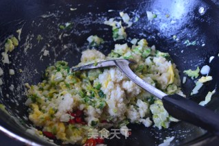 黄心菜炒豆渣的做法步骤：11
