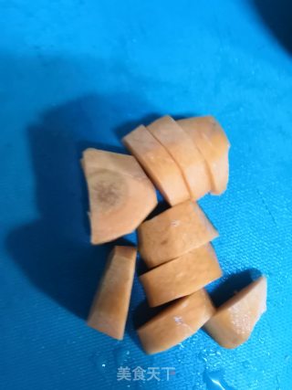 胡萝卜排骨粉丝汤的做法步骤：8
