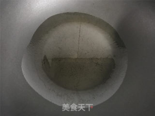 泡面香肠烘蛋的做法步骤：7