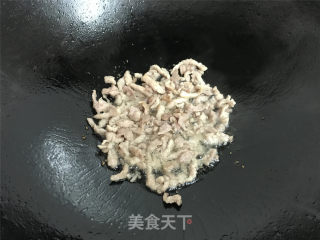 菠菜肉丝炒年糕的做法步骤：4