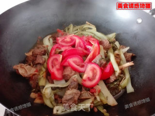 酸菜牛腩的做法步骤：6