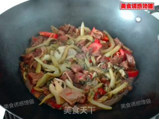 酸菜牛腩的做法步骤：7