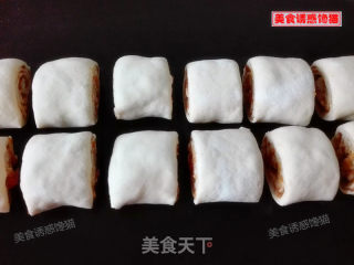 酱香肉卷的做法步骤：6