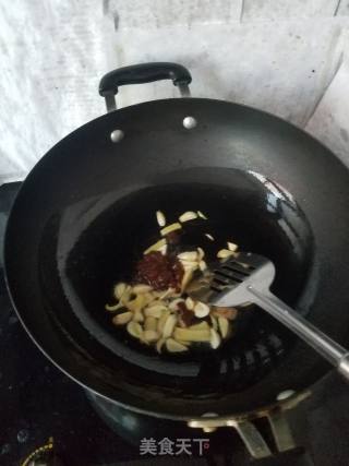 黄豆酱爆花菜的做法步骤：4