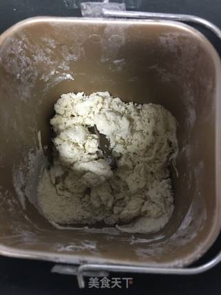 鸡肉黑椒披萨的做法步骤：1