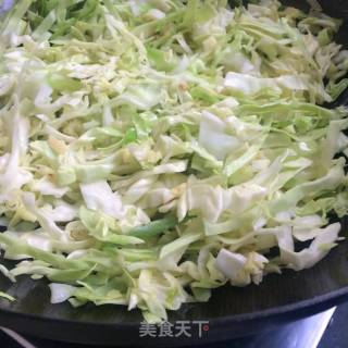 包菜炒粉条的做法步骤：5