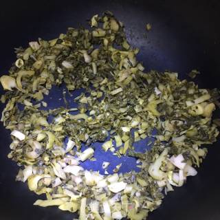 酸菜肉末米粉的做法步骤：11