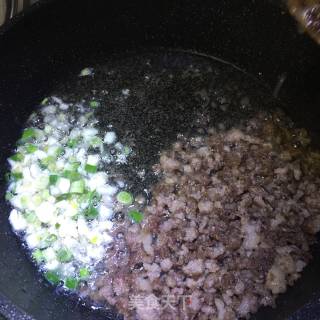 酸菜肉末米粉的做法步骤：20