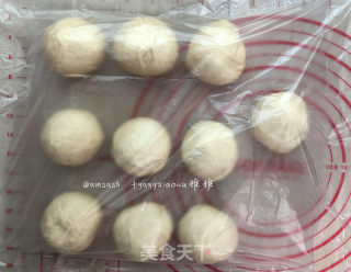 叉烧面包的做法步骤：5