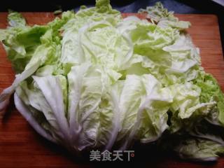 牛肉白菜炖粉条的做法步骤：2