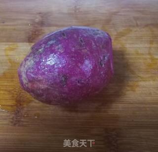 黑芝麻紫薯饼的做法步骤：1