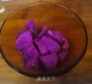 黑芝麻紫薯饼的做法步骤：4