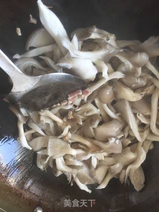 肉末炒平菇的做法步骤：3