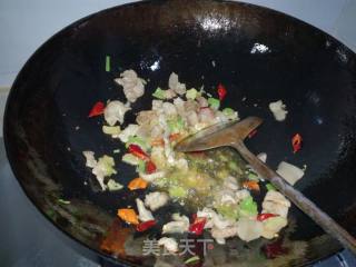 白菜木耳烧面筋的做法步骤：5