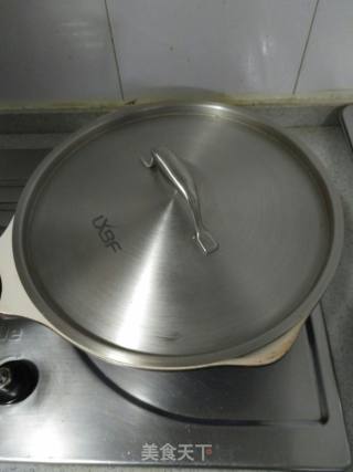双菇炒荷兰豆的做法步骤：7
