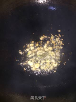 蒜香茼蒿菜的做法步骤：2