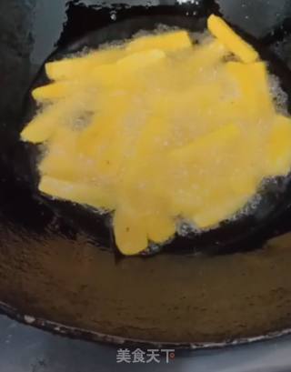 拔丝地瓜的做法步骤：2