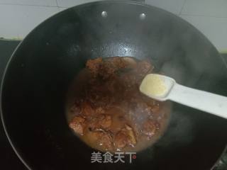 红烧鸭腿的做法步骤：12
