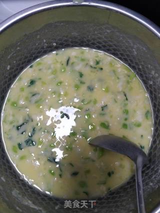 菜心鸡蛋饼的做法步骤：3