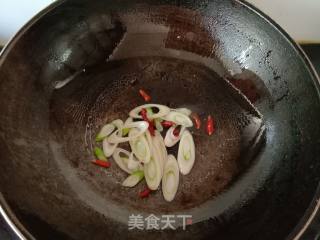 香菇青豆炒面筋的做法步骤：6